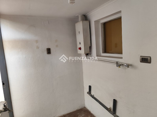 Casa En Venta De 3 Dorm. En Ñuñoa