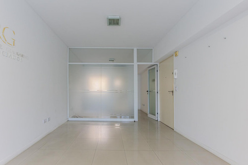 Venta Oficina 2 Ambientes Saavedra