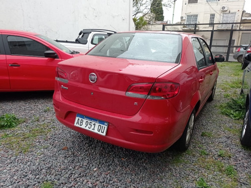 Imagen 4 de 8 de Fiat Siena 2017 Pedro