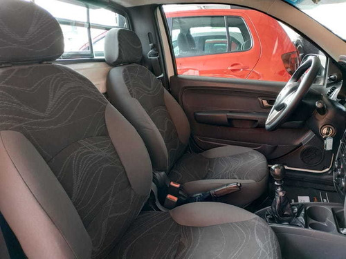 Fiat Strada Hard Work 1.4 Completa 2017