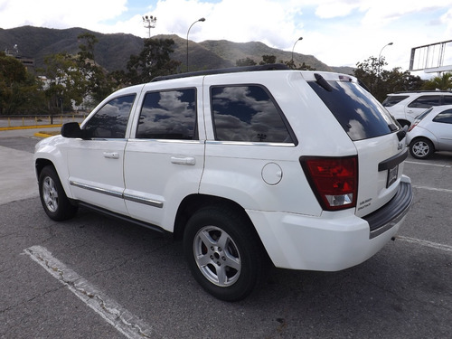 Jeep Grand Cherokee .