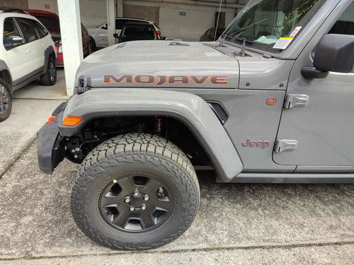 Imagen 3 de 12 de Jeep Gladiator Mojave