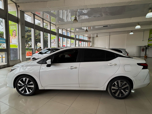 Nissan Versa 1.6 Exclusive