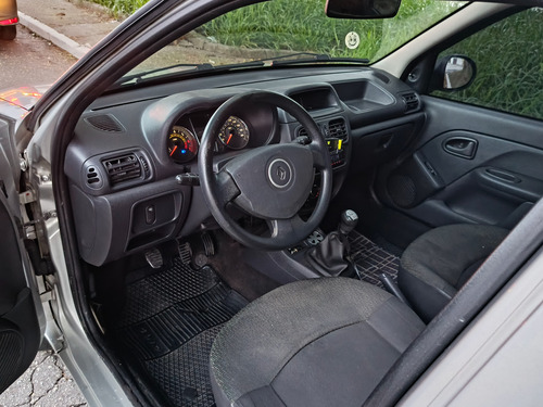 Renault Clio 1.0 16v Expression Hi-power 5p