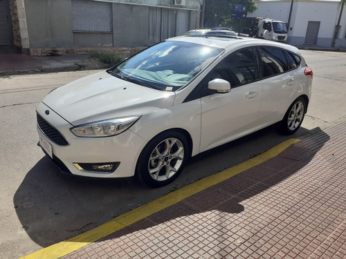 Ford Focus Se Plus At 2015 5p