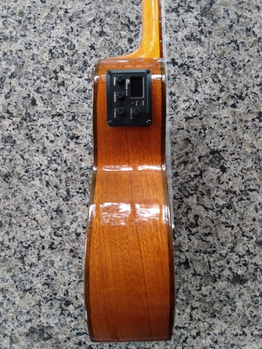 Imagem 8 de 9 de Ukulele Ck-35gce Concert. Importador Autorizado.