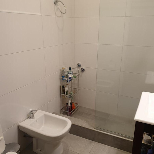 Imagen 8 de 10 de Venta De Chalet En Panta Baja De 4 Ambientes - Castelar Norte