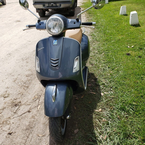Vespa 300 Gts