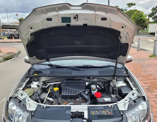 Renault Logan 1.6 Life