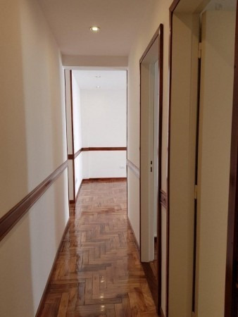 Imagen 4 de 11 de Venta De Departamento 2 Ambientes, Con Dependencia Y Cochera