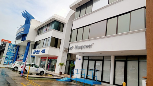 Oficinas En Renta En Veracruz Sobre Boulevard Ruiz Cortines Boca Del Río, Ver.