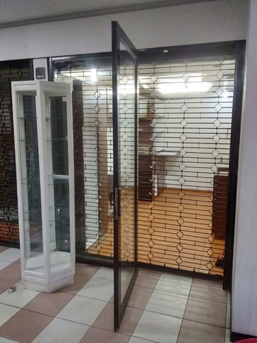 Imagen 3 de 15 de Se Vende Local Comercial Entre La Hoyada Y La Marron