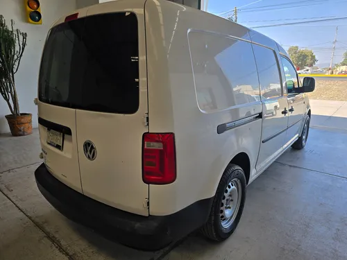 Volkswagen Caddy 1.6 Maxi Mt
