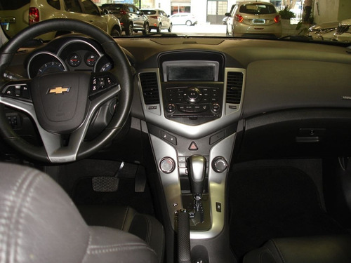 Imagem 12 de 15 de Chevrolet Cruze Lt 1.8 Aut.