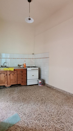 Imagen 5 de 27 de Venta De Casa 7 Amb O Mas En Ciudadela, Tres De Febrero