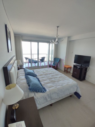 Imagen 20 de 30 de En Venta Primera Línea - Punta Del Este Brava