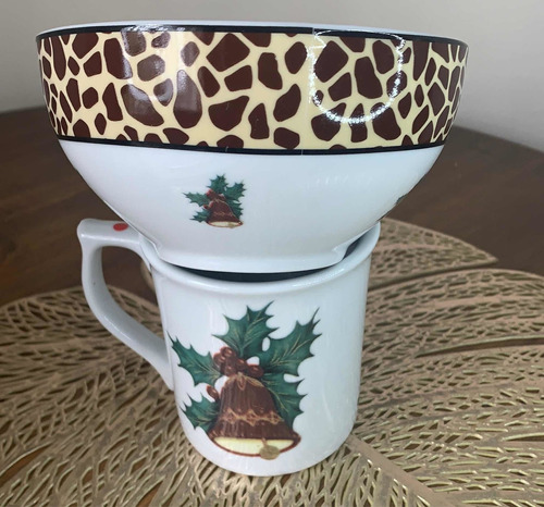 Bowl De Porcelana E Caneca Com Motivo De Natal