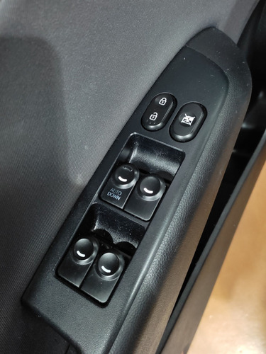 Imagem 14 de 19 de Hyundai Hb20s Comfort Plus 1.6 Flex Autom.