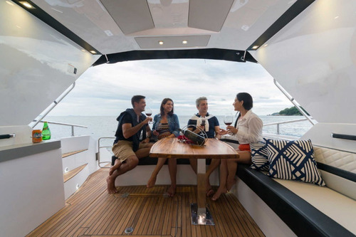 Imagem 17 de 25 de Lancha Fibra Fort - Linha Yachts Focker -f420 Gran Coupé