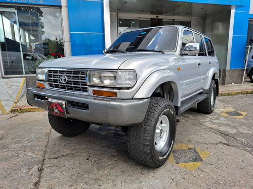 Toyota Burbuja 2006