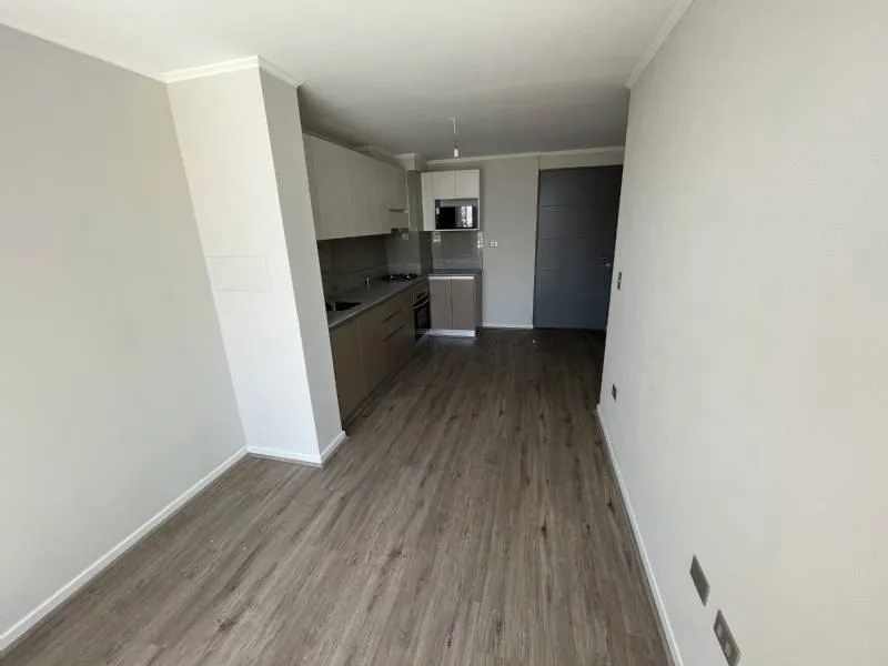 Imagen 2 de 11 de Departamento En Arriendo De 2 Dorm. En La Florida