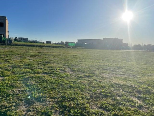 Lote En Santa Elisa Oportunidad- Acepta Automóvil Parte De Pago O Permuta