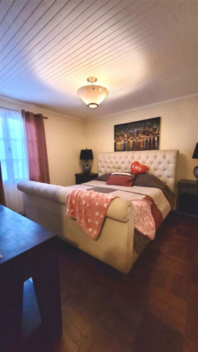 Casa En Venta De 4 Dorm. En Concón