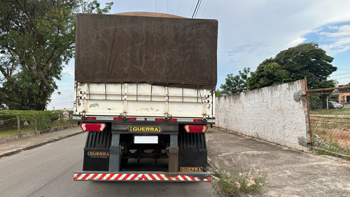 Carreta Bitrem Graneleiro Com Pneus