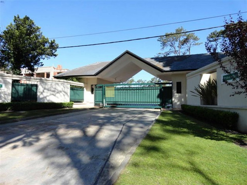 Imagen 12 de 30 de Venta De Casa De 4 Dormitorios En Boulevard Park