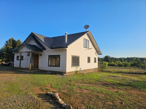 Se Vende Casa De 167 Mts2 En Parral, Maule