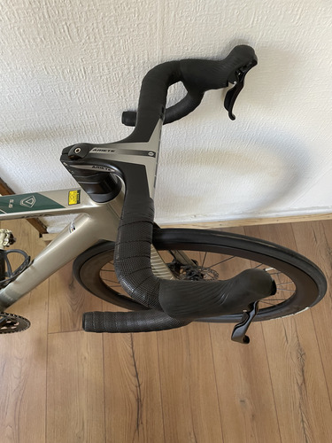 Bicicleta De Ruta Java Siluro Con Transmisión Shimano 105 (Usado)