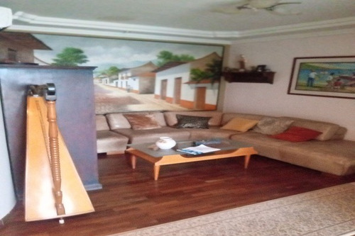 Imagen 4 de 5 de Asein977 Vende Hermosa Casa Amoblada En La Urb. La Trigaleña Valencia