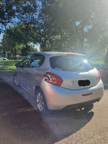 Peugeot 208 1.5 Allure