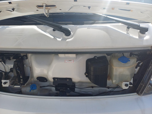 Kia Bongo 2.5 Luxo 4x2 Rs Turbo C/ Carroceria 2p