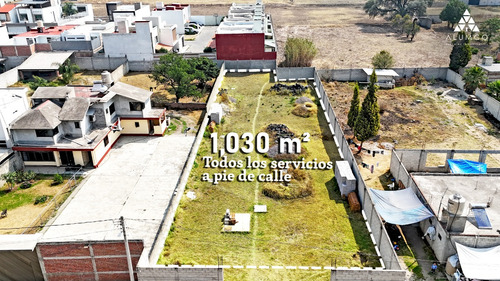 Terreno En Venta En Cuautlancingo. 1,030 En Una Cerrada, Cuanta Con Todos Los Servicios