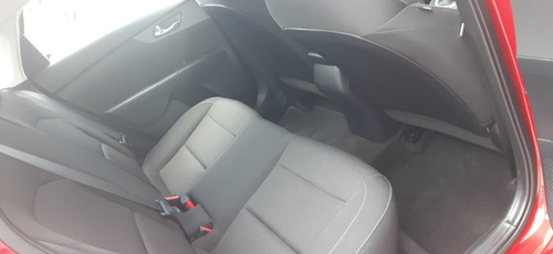 Imagen 14 de 15 de Kia Forte Lx Ta