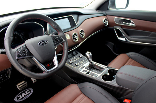 Imagen 10 de 14 de Jac Sei 7 Limited 3 Filas