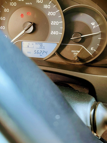 Imagen 4 de 11 de Toyota Corolla 2017 1.8 Xli Cvt 140cv