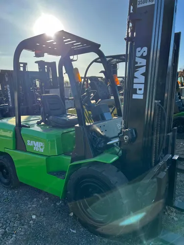Autoelevador Cat Dp30nm 3000kg Diesel Torre Triple C/desp