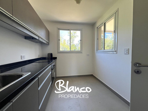 Casa En Venta En Pilar, G.b.a. Zona Norte