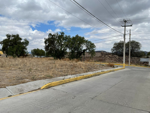 Vendo Terreno En Esquina A 2 Cuadras Del Centro De Epazoyucan