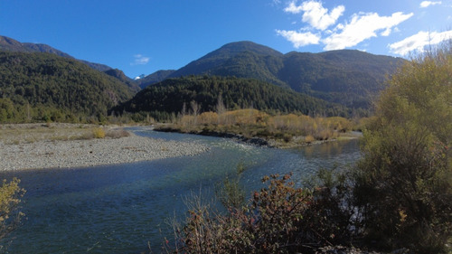 (cbr 01) Lotes En Lago Puelo Excelente Ubicación, Preciosas Vistas A Los Cerros Y Montañas, Cercano Al Rio Azul