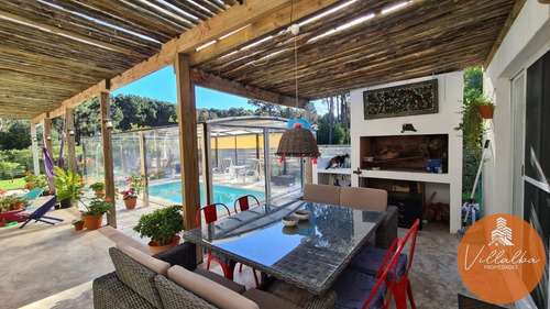 Imagen 2 de 30 de Casa En Venta En La Zona De Pinares