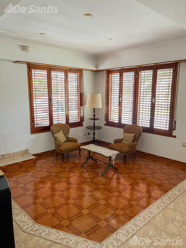 Casa En Punta Mogotes