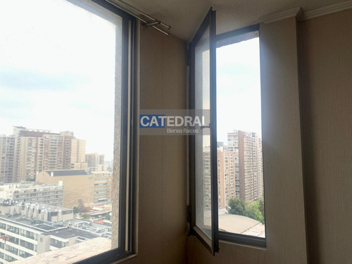 Invierte Ya Arrendado, Magnifico Edificio Vista