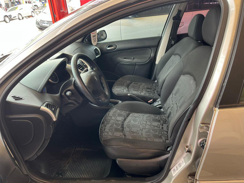 Peugeot 207 207 XR 1.4 Flex 8V 5p