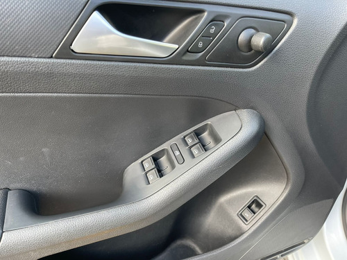 Imagen 13 de 13 de Volkswagen Jetta 2018 2.0 Tiptronic At