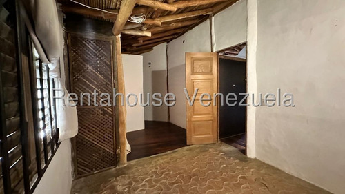 Casa En Venta, El Hatillo #25-10372