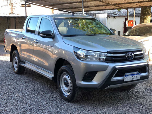 Toyota Hilux 2.4 Cd Dx 150cv 4x4 2017