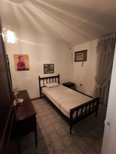 Lm.p Casa Amoblada En San Diego, Carabobo, Urbanización La Esmeralda.